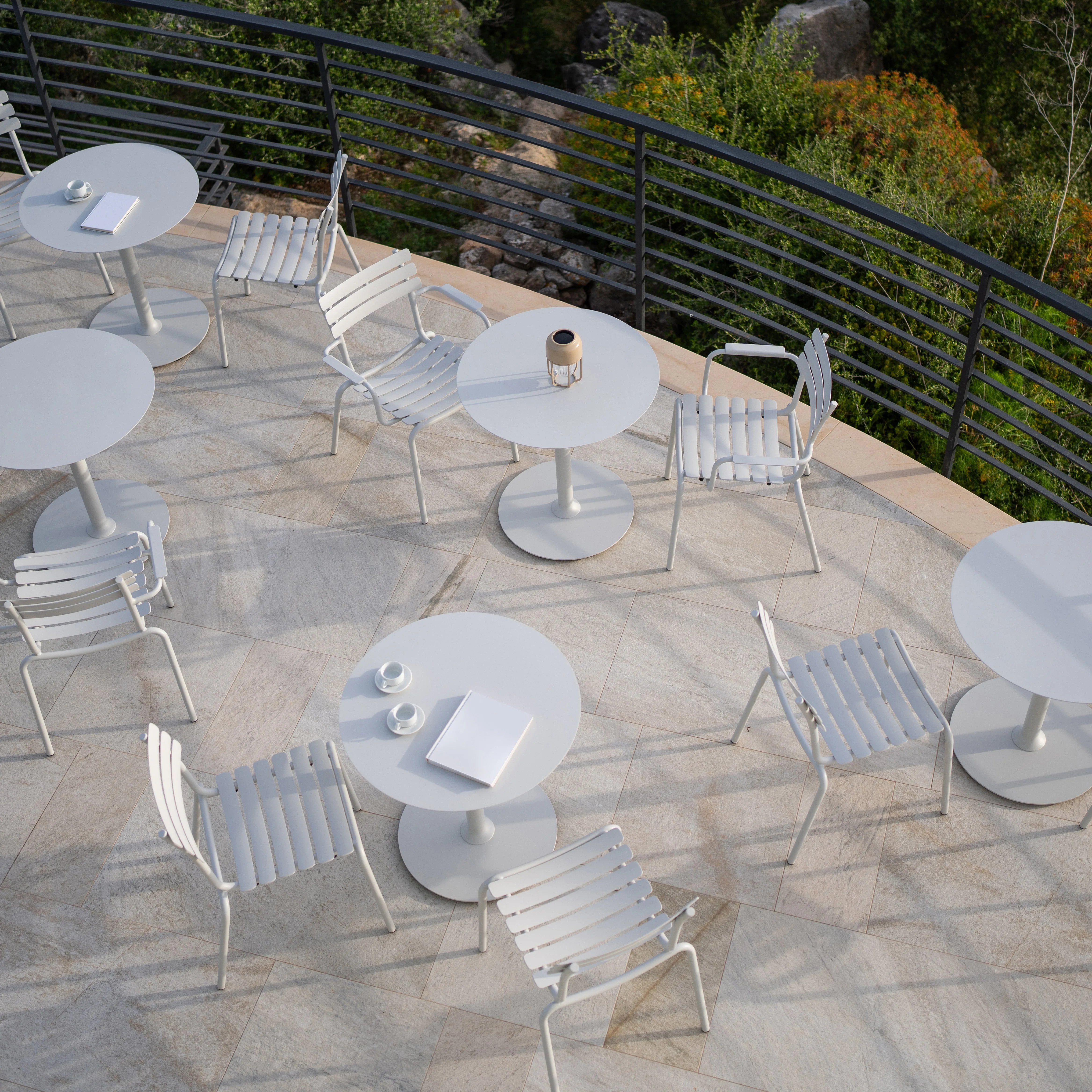 ALUA Outdoor Side Chair