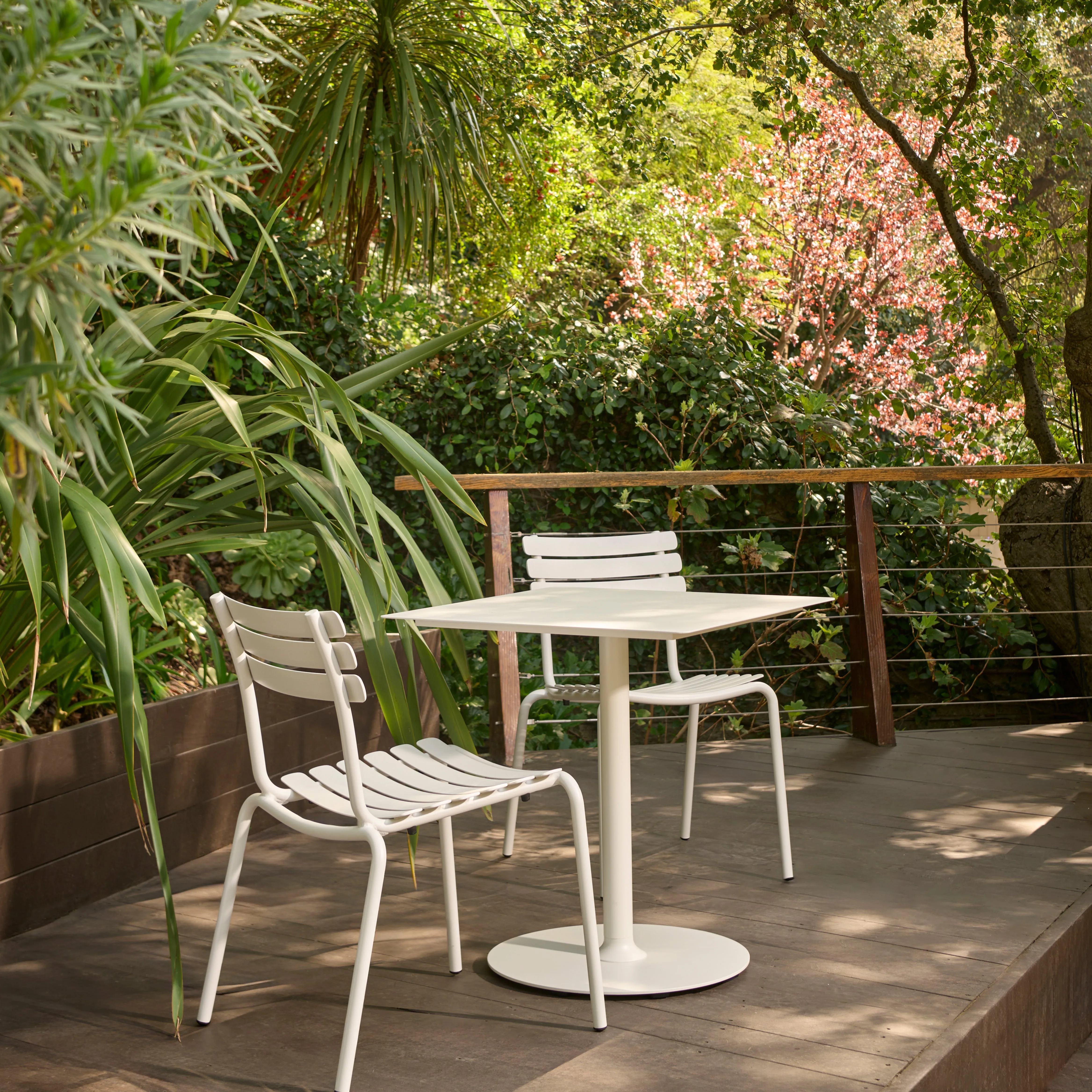 ALUA Outdoor Side Chair