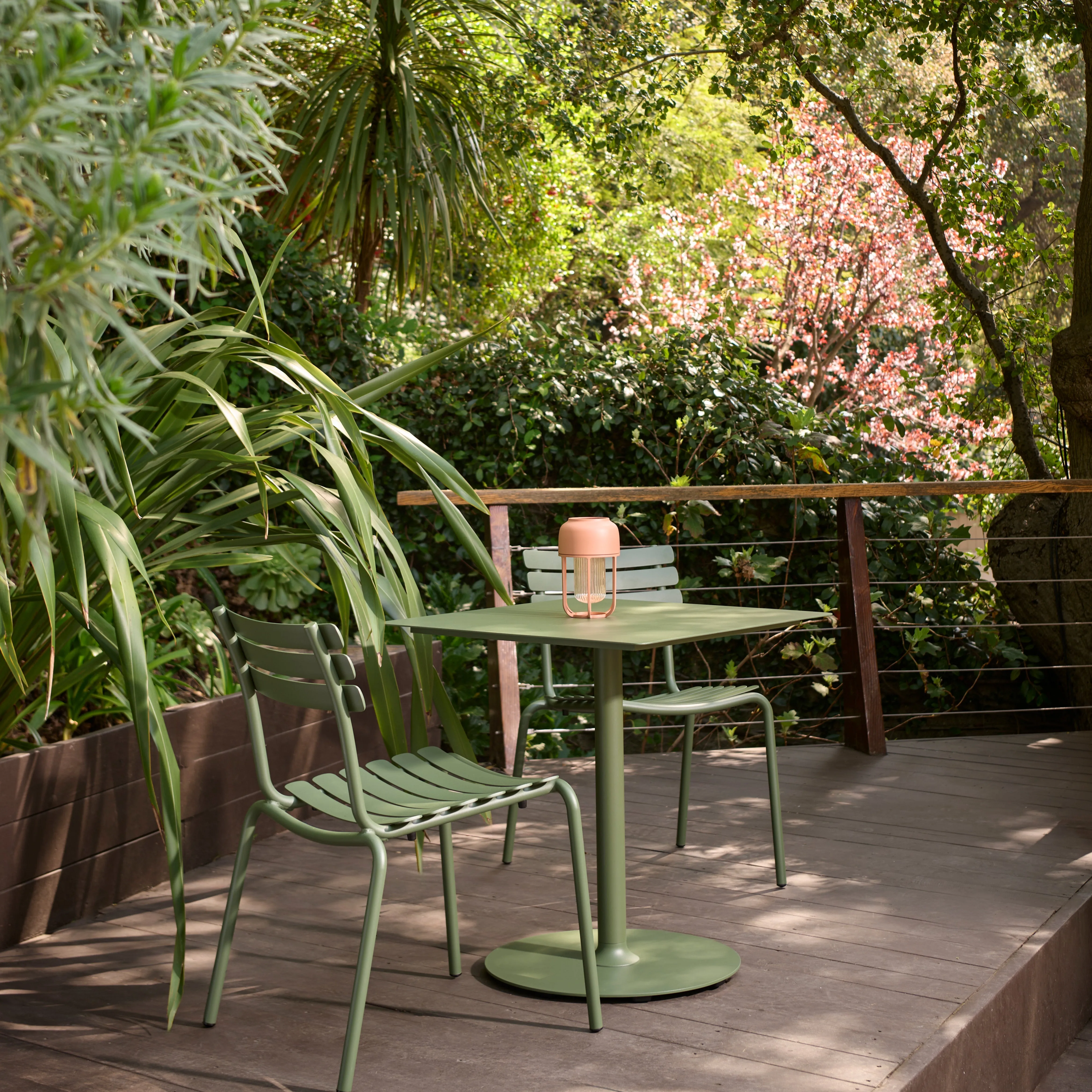 ALUA Outdoor Side Chair