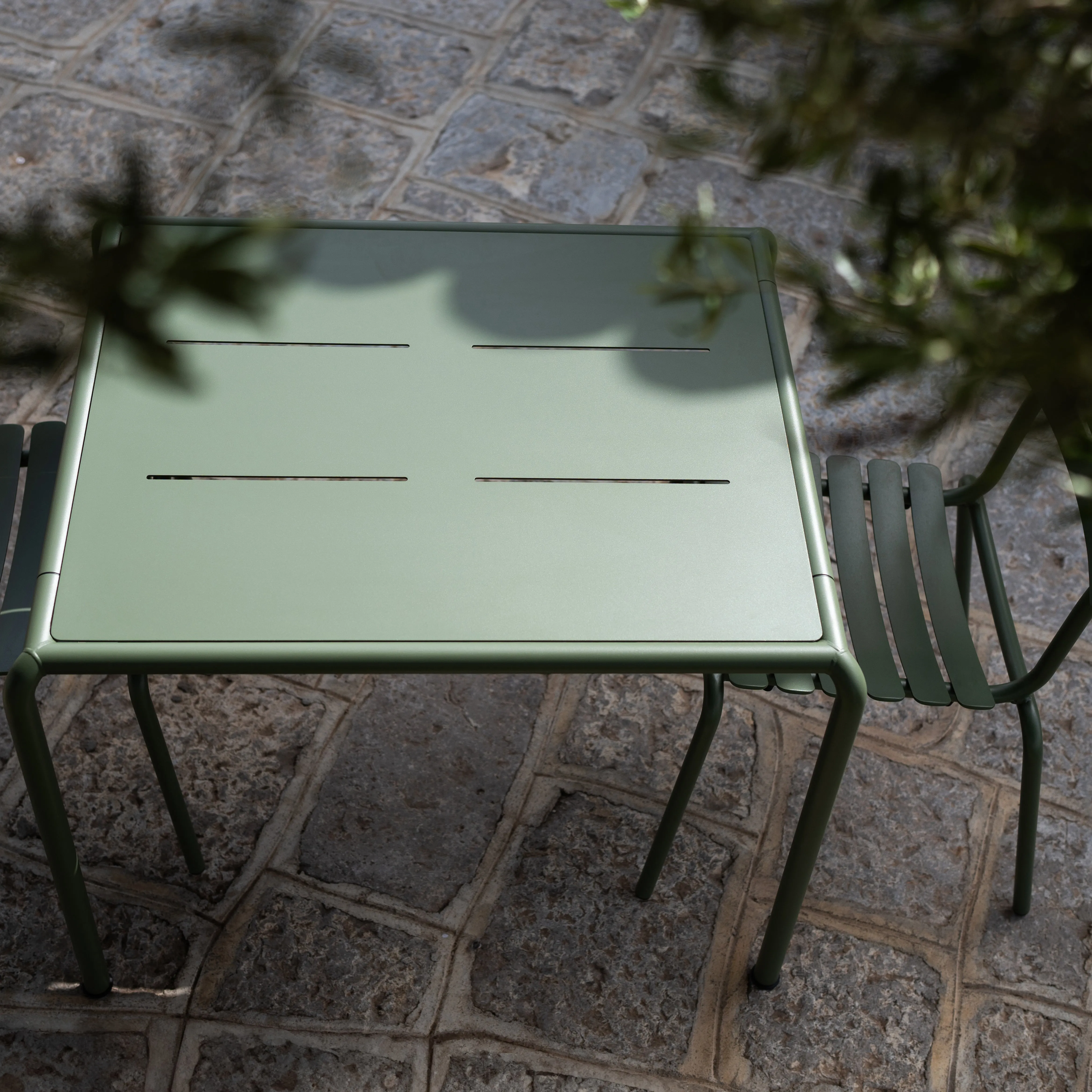 ALUA Outdoor Side Chair