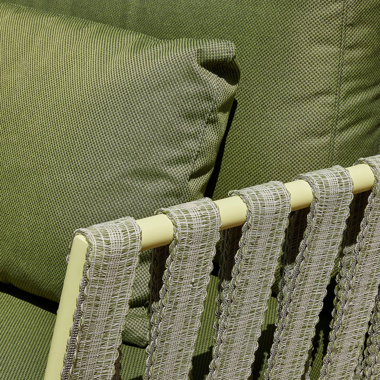 Anthea Easy Outdoor Lounge Chair