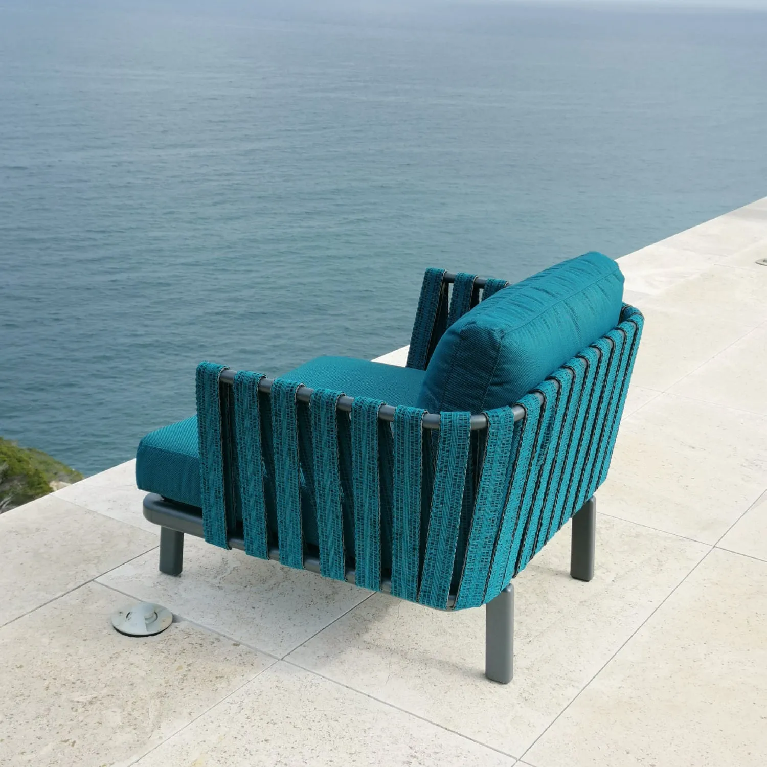 Anthea Easy Outdoor Lounge Chair
