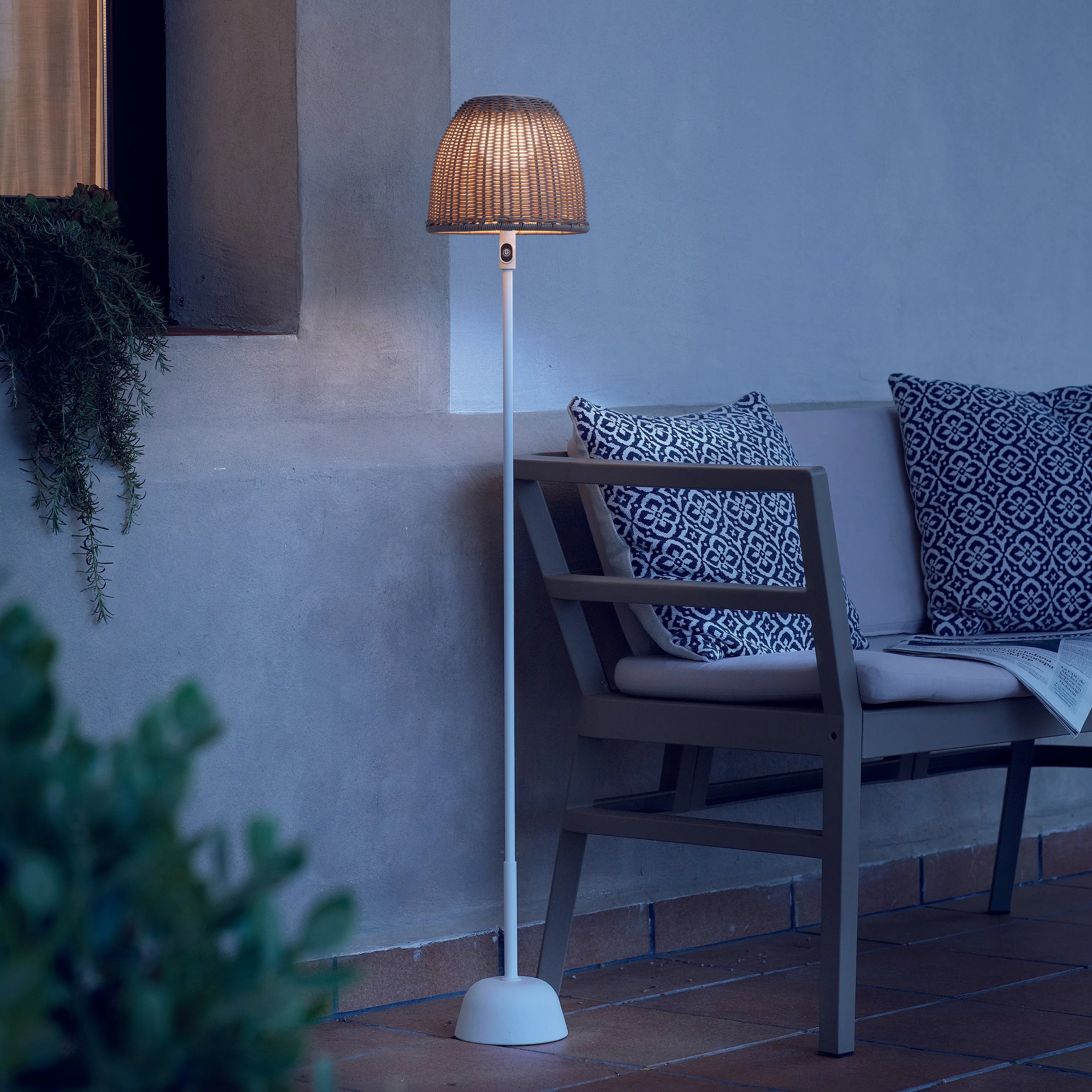 Atticus Outdoor LED Floor Lamp