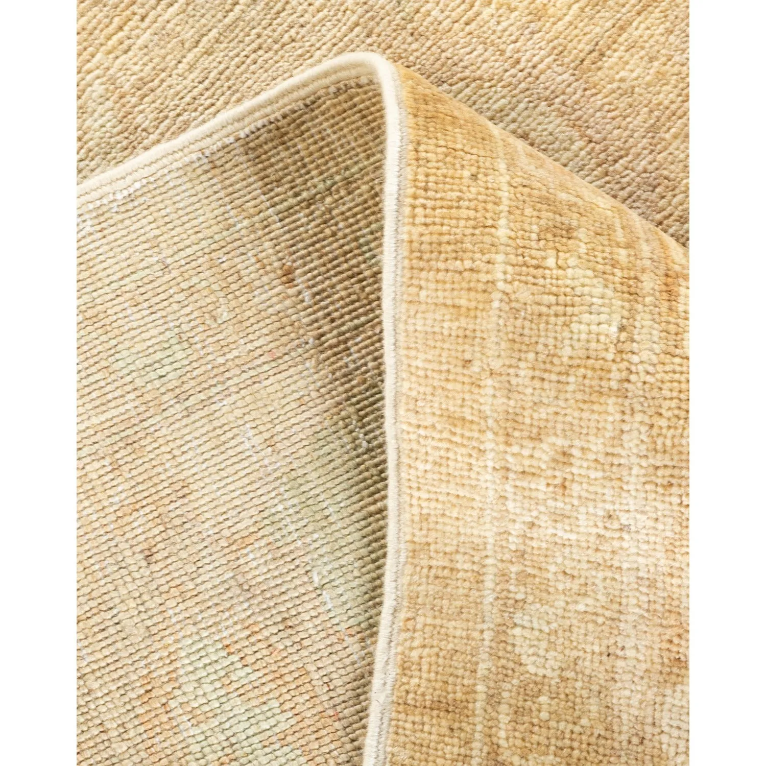 Beige Transitional Wool Rug - 6' x 9'1"