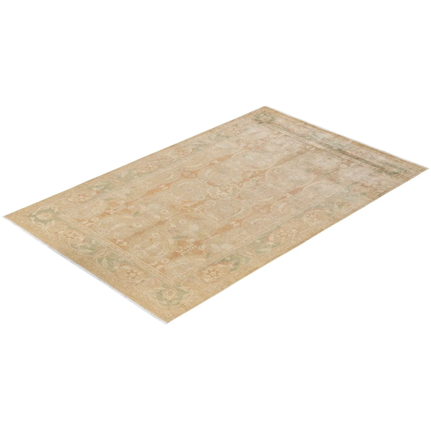 Beige Transitional Wool Rug - 6' x 9'1"