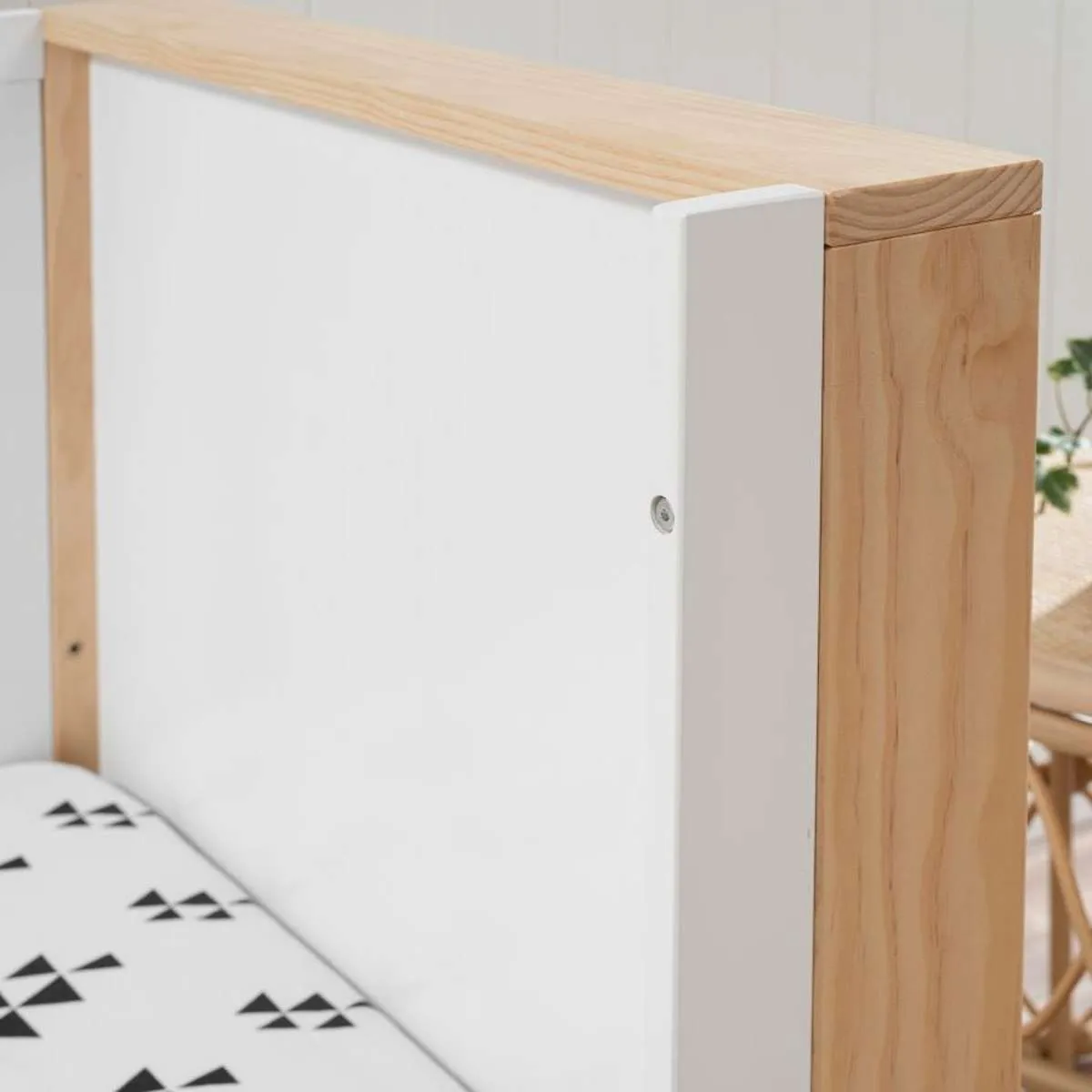 Boston Cot Toddler Bed Conversion - White Mocka