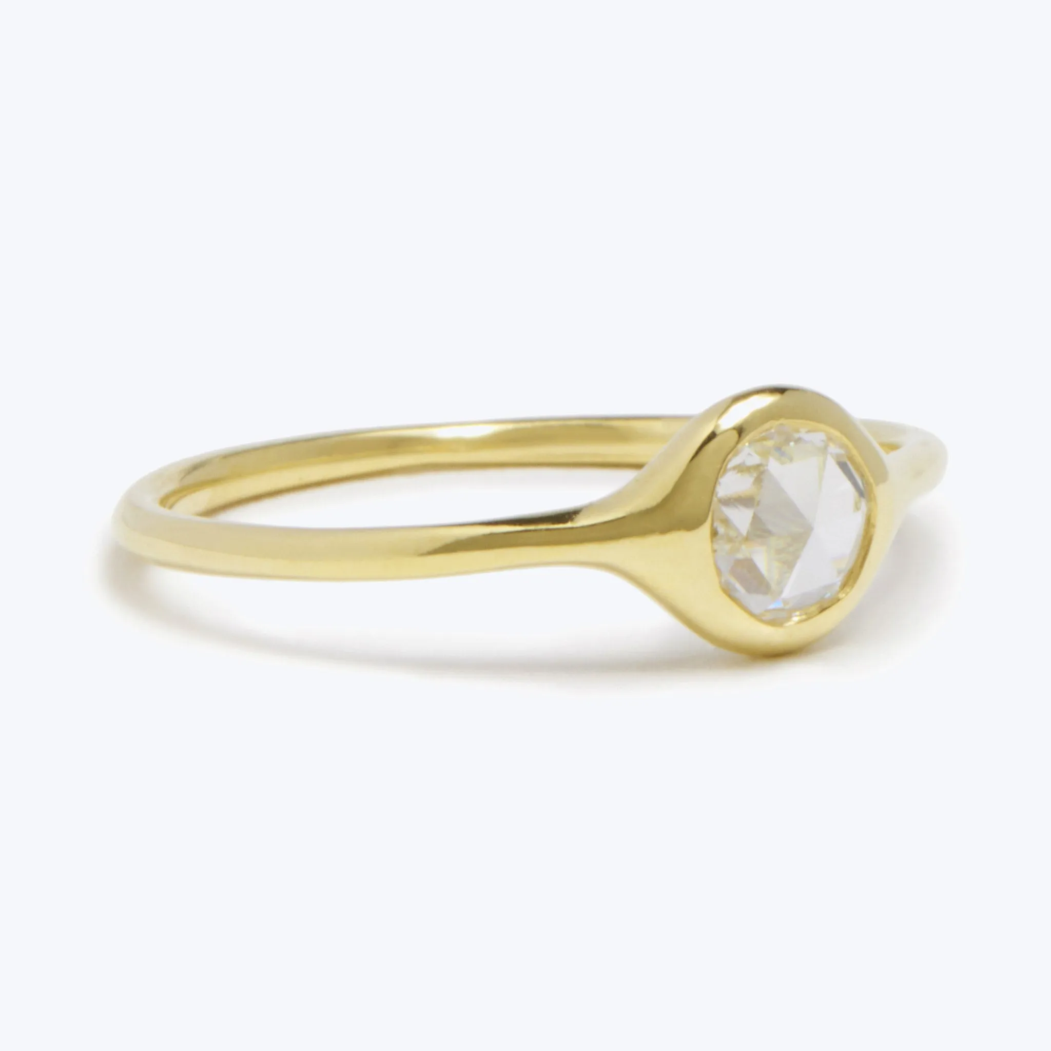 Carved Ring Round Rose Cut