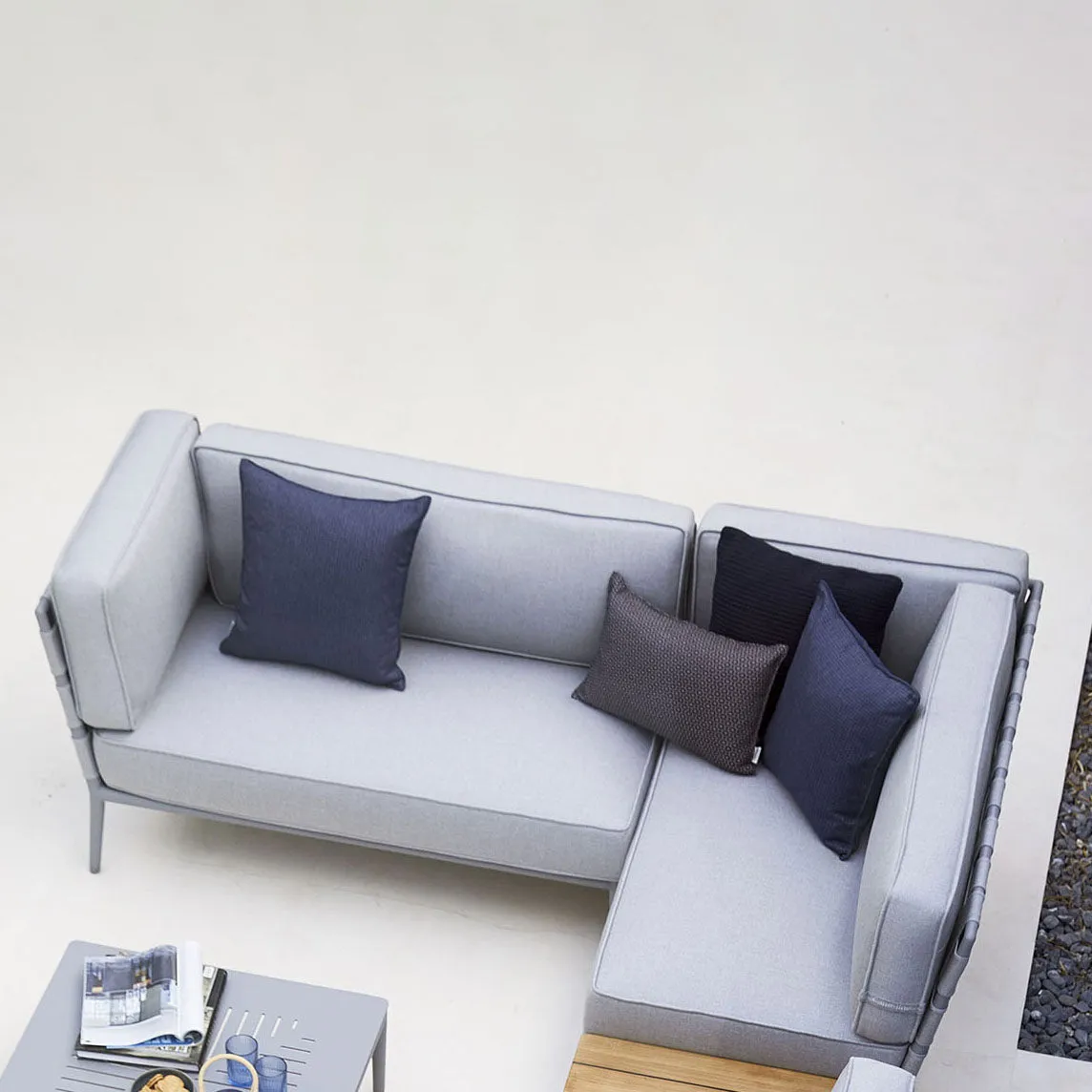 Conic Outdoor 3 Seater Sectional
