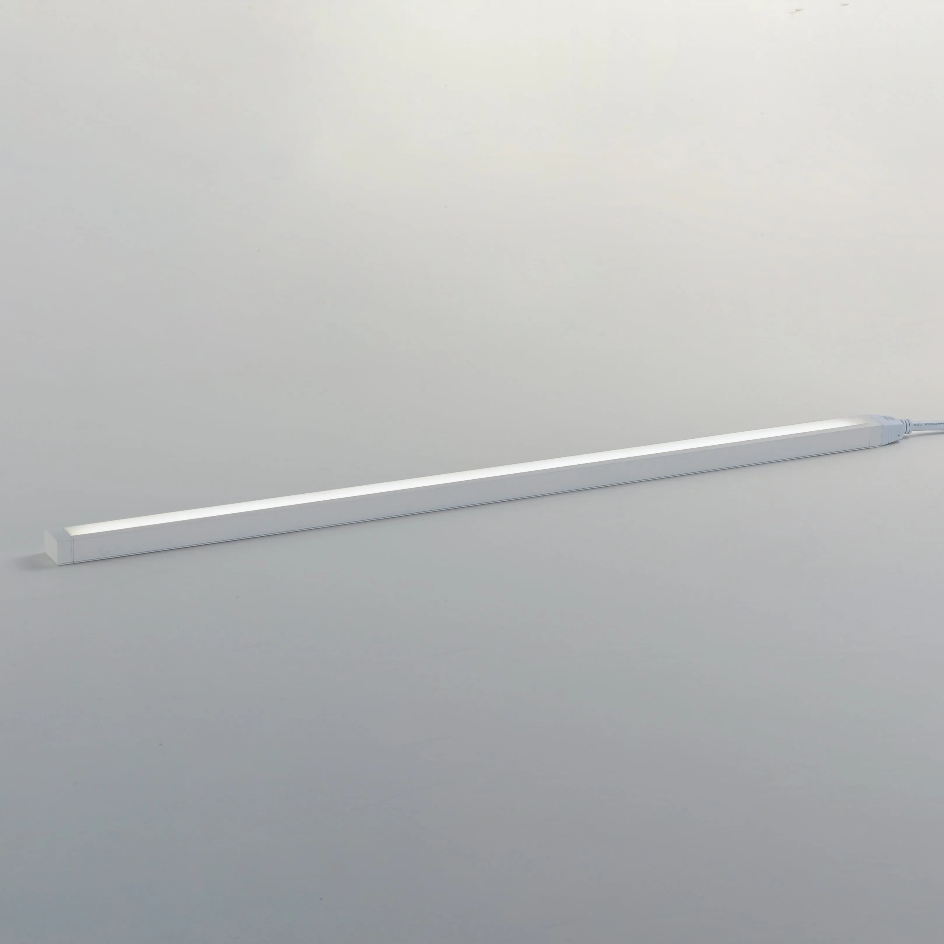 CounterMax 120V Slim Stick 30" LED Strip Light