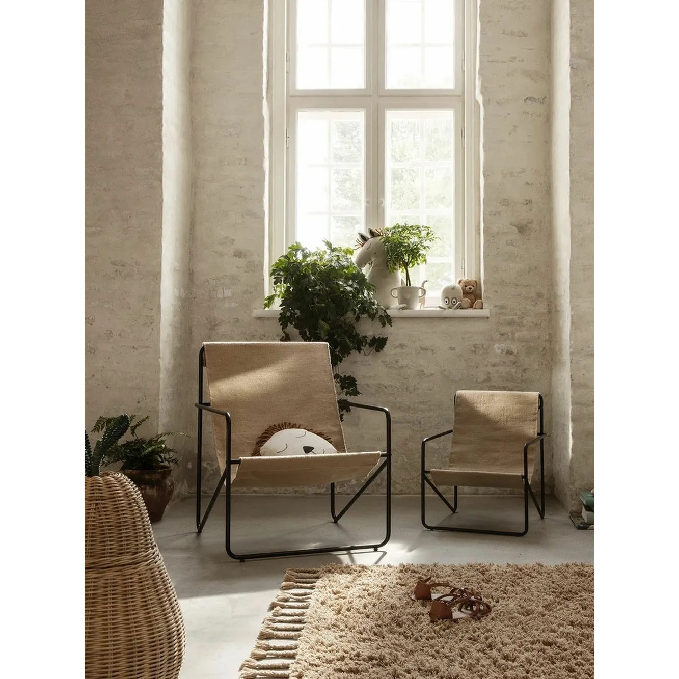Ferm Living Desert Chair Kids, Black/Solid