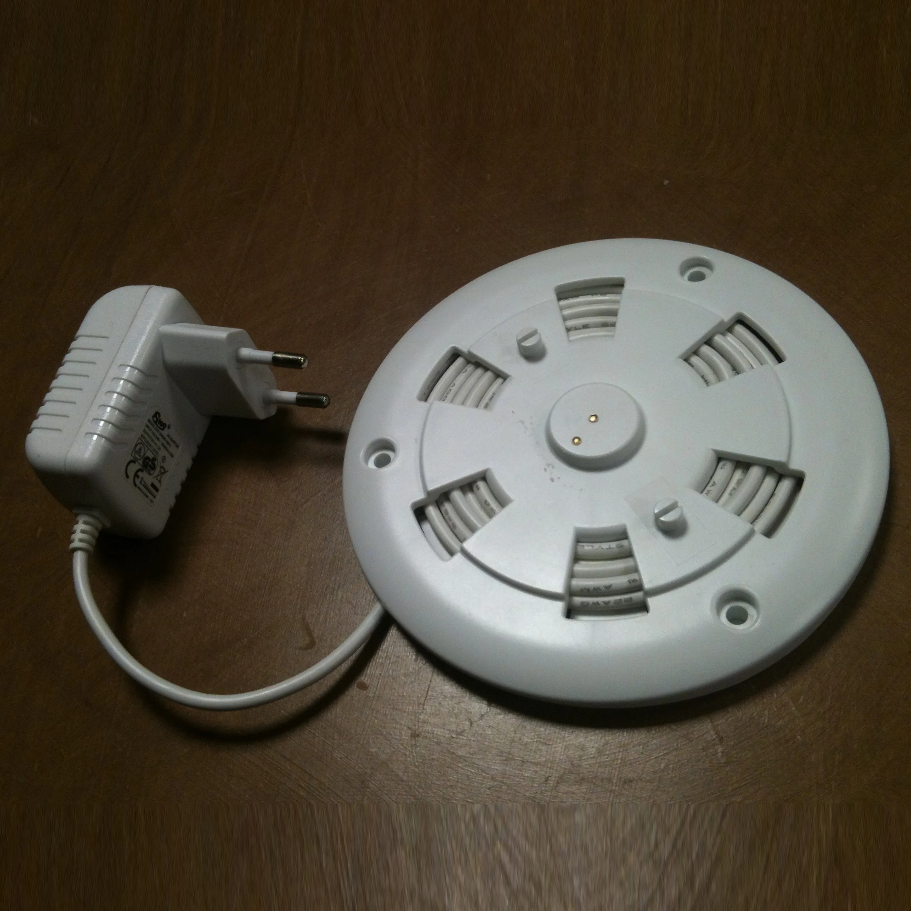 Flatball Outdoor Bluetooth LED Lamp