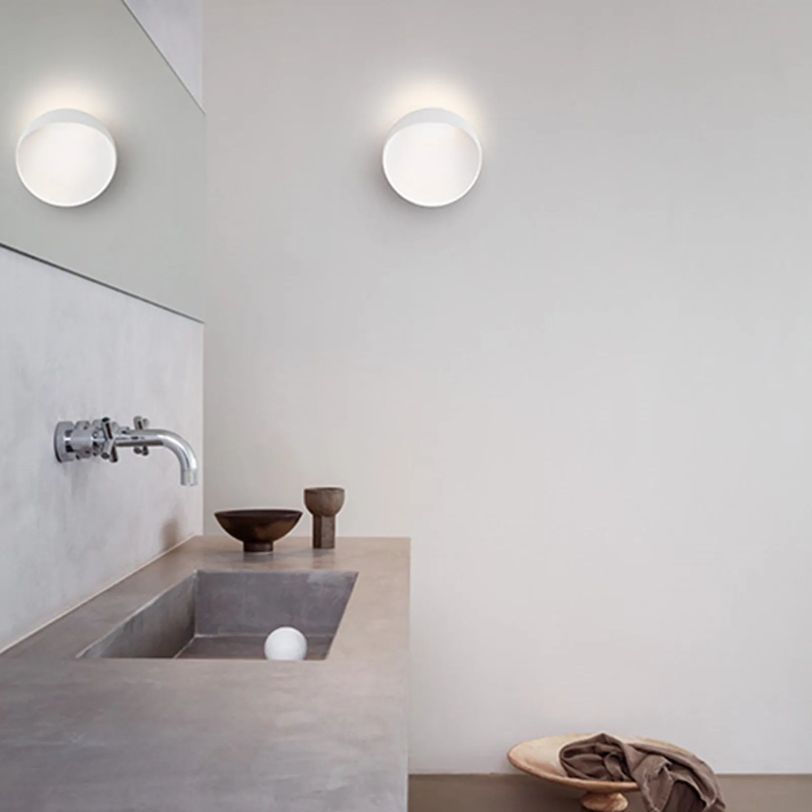 Flindt Wall Light