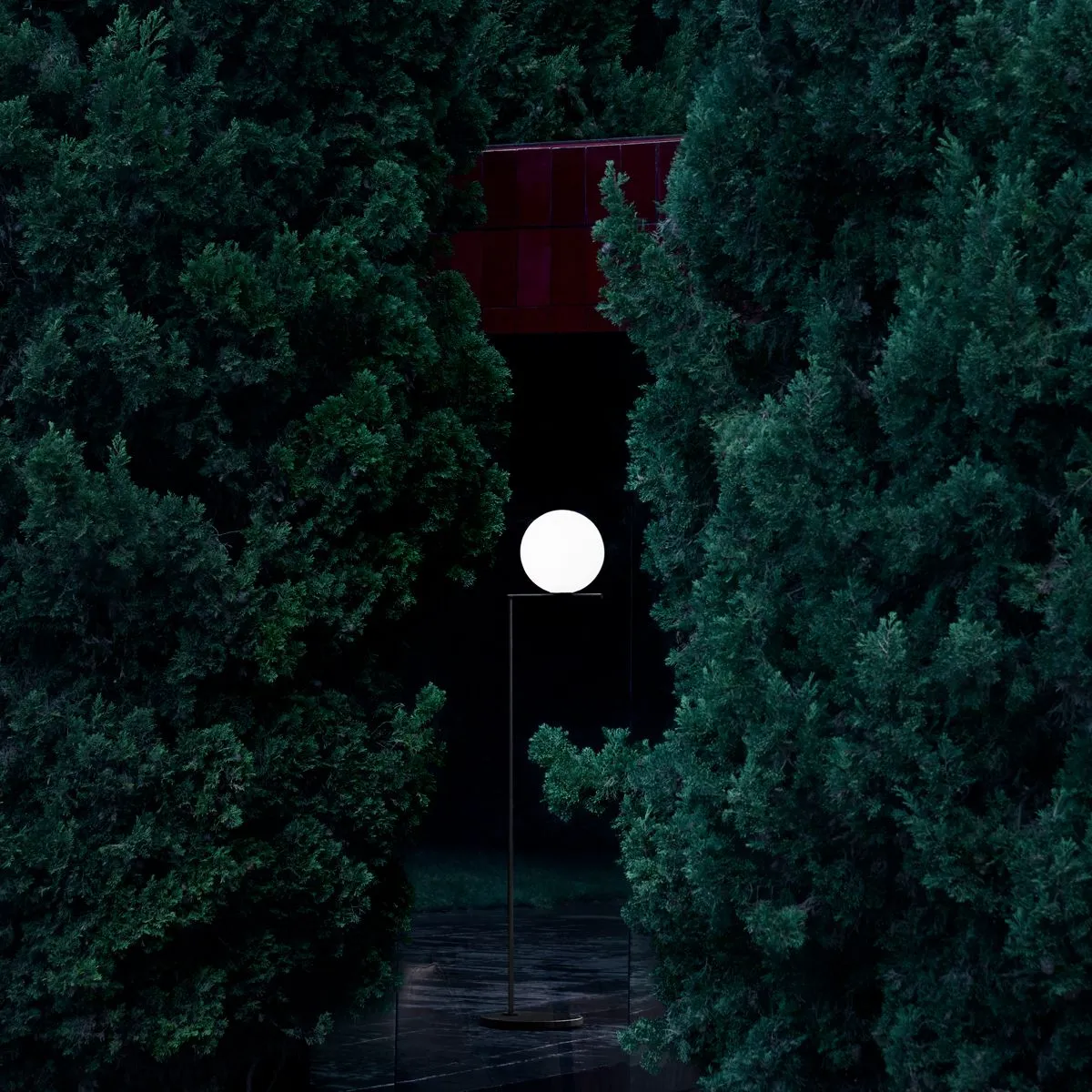 IC Outdoor Floor Lamp