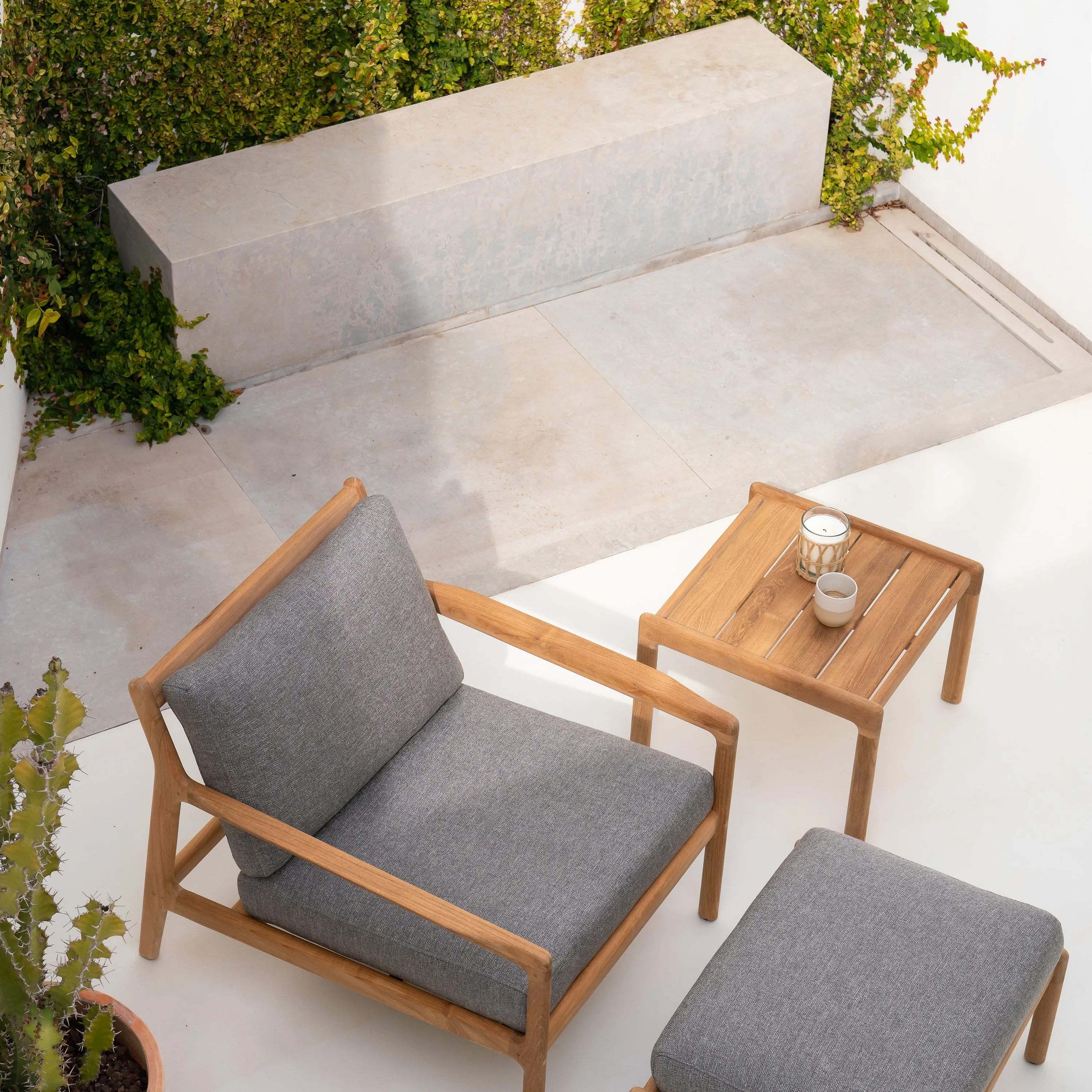 Jack Outdoor Side Table