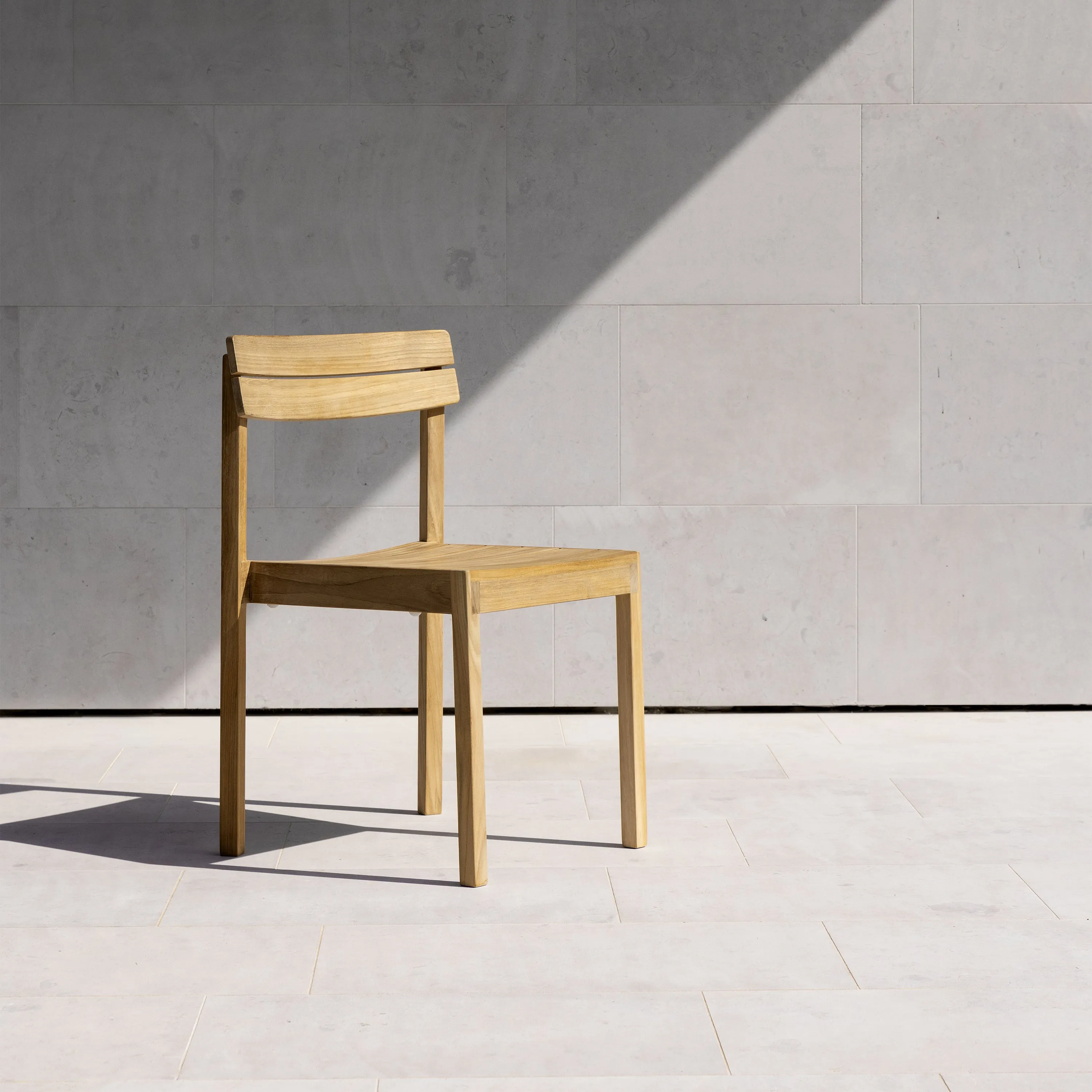 Lakns Dining Chair