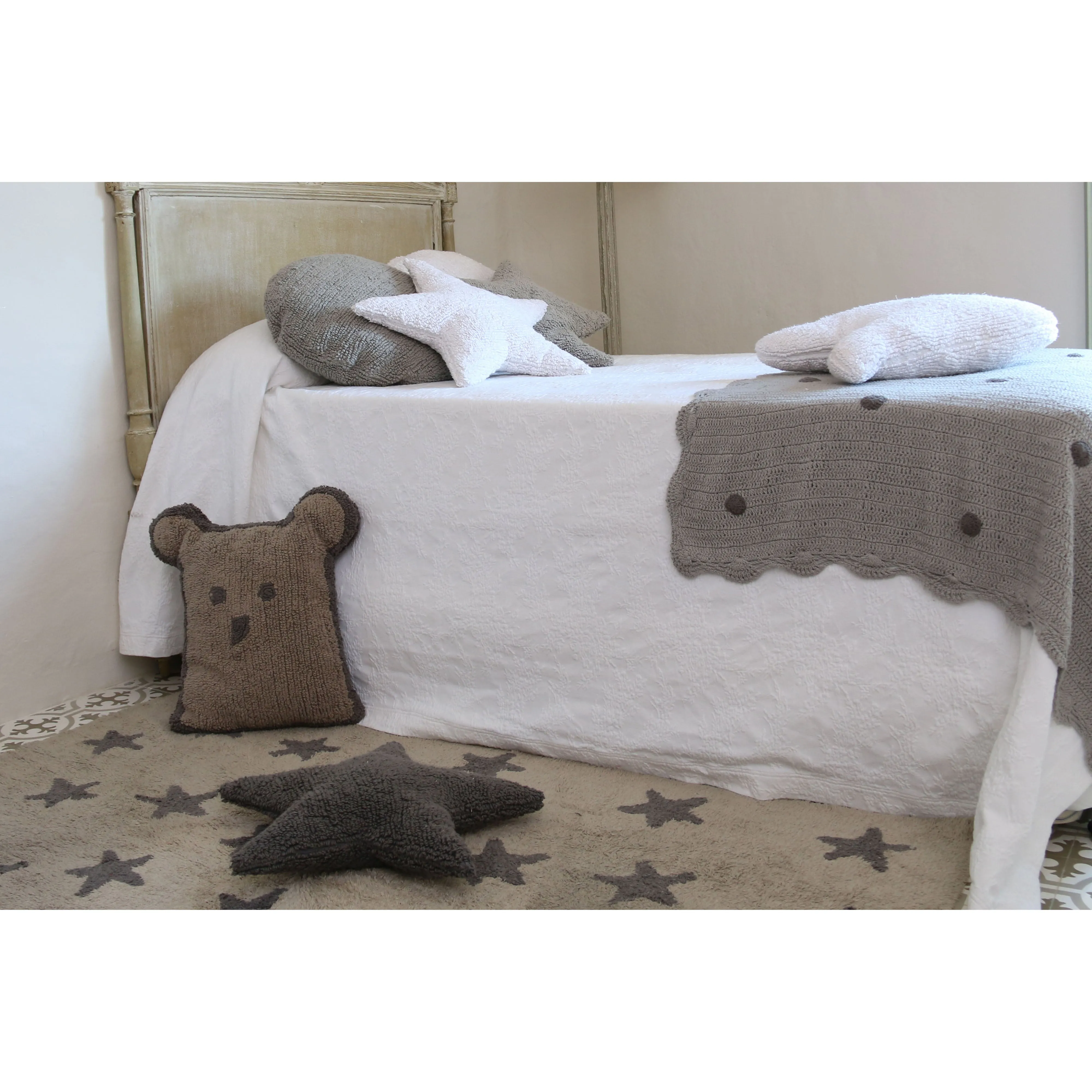 Lorena Canals Star White Machine Washable Cushion