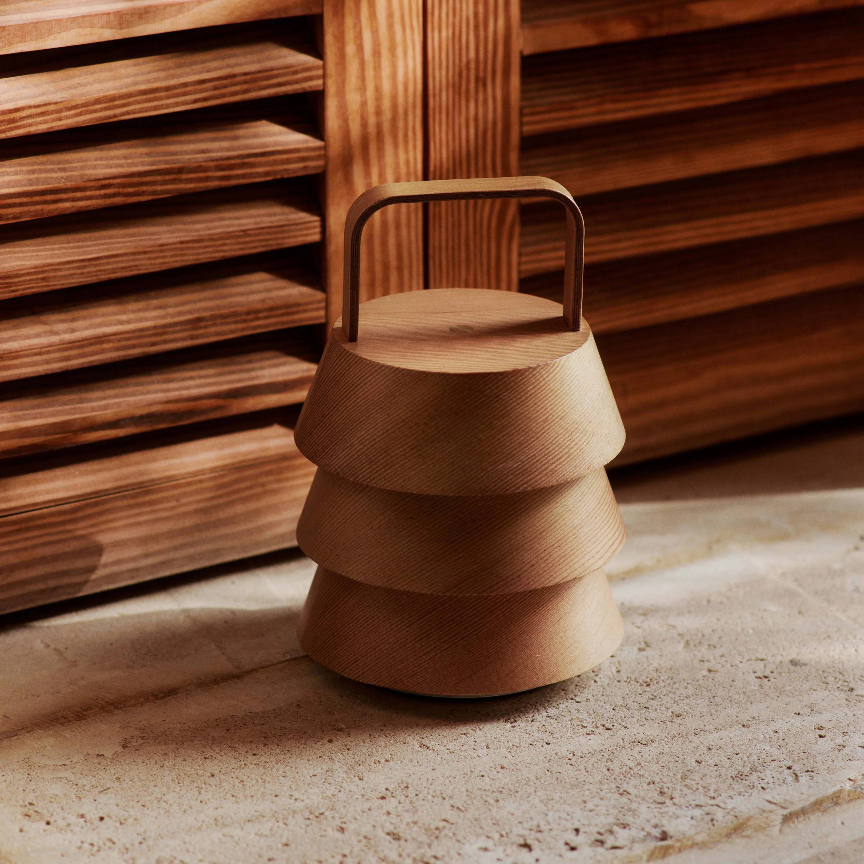 Luver Portable Lamp