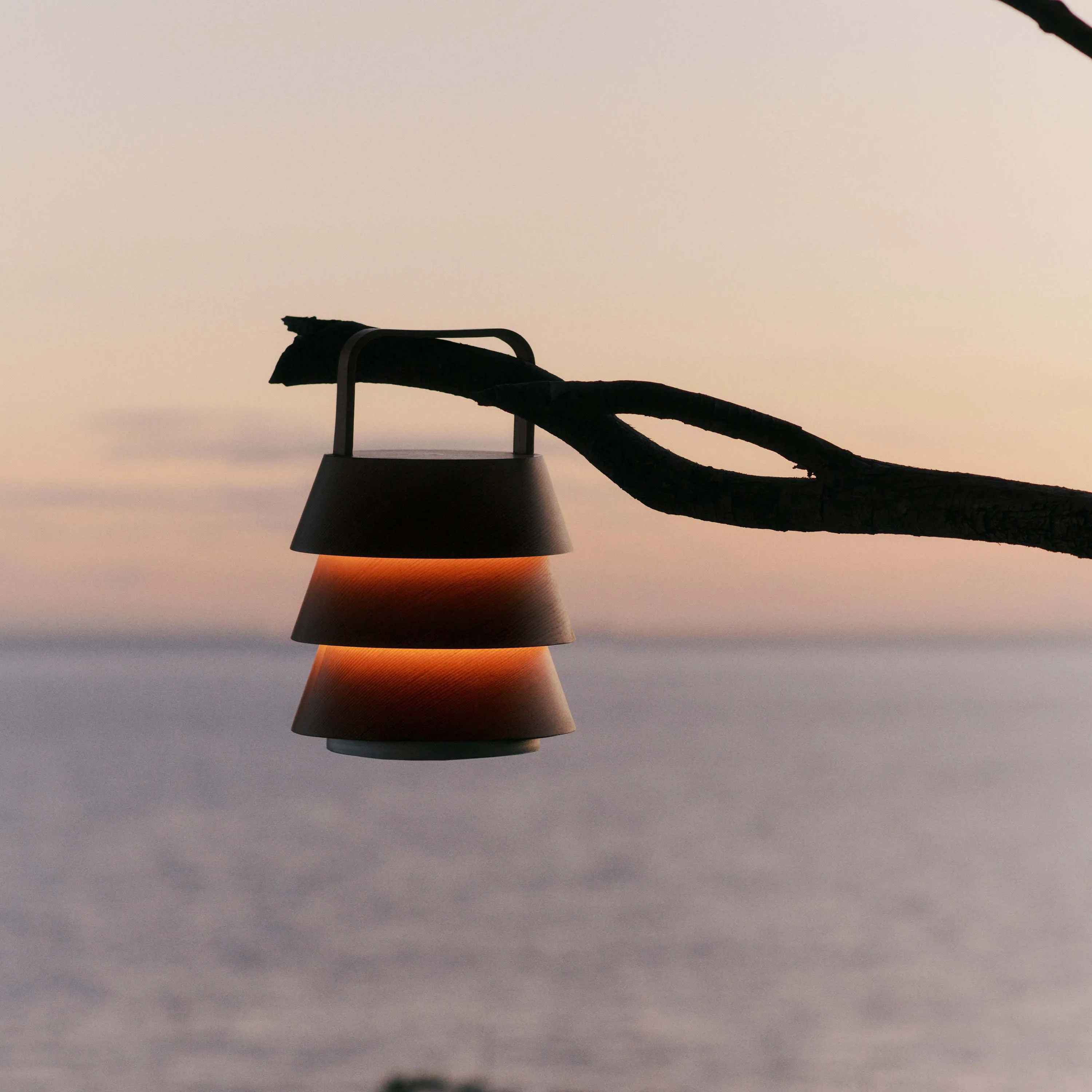 Luver Portable Lamp