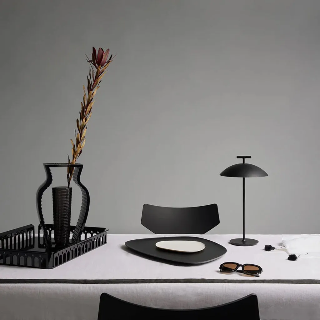 Mini Geen-A Portable Table Lamp