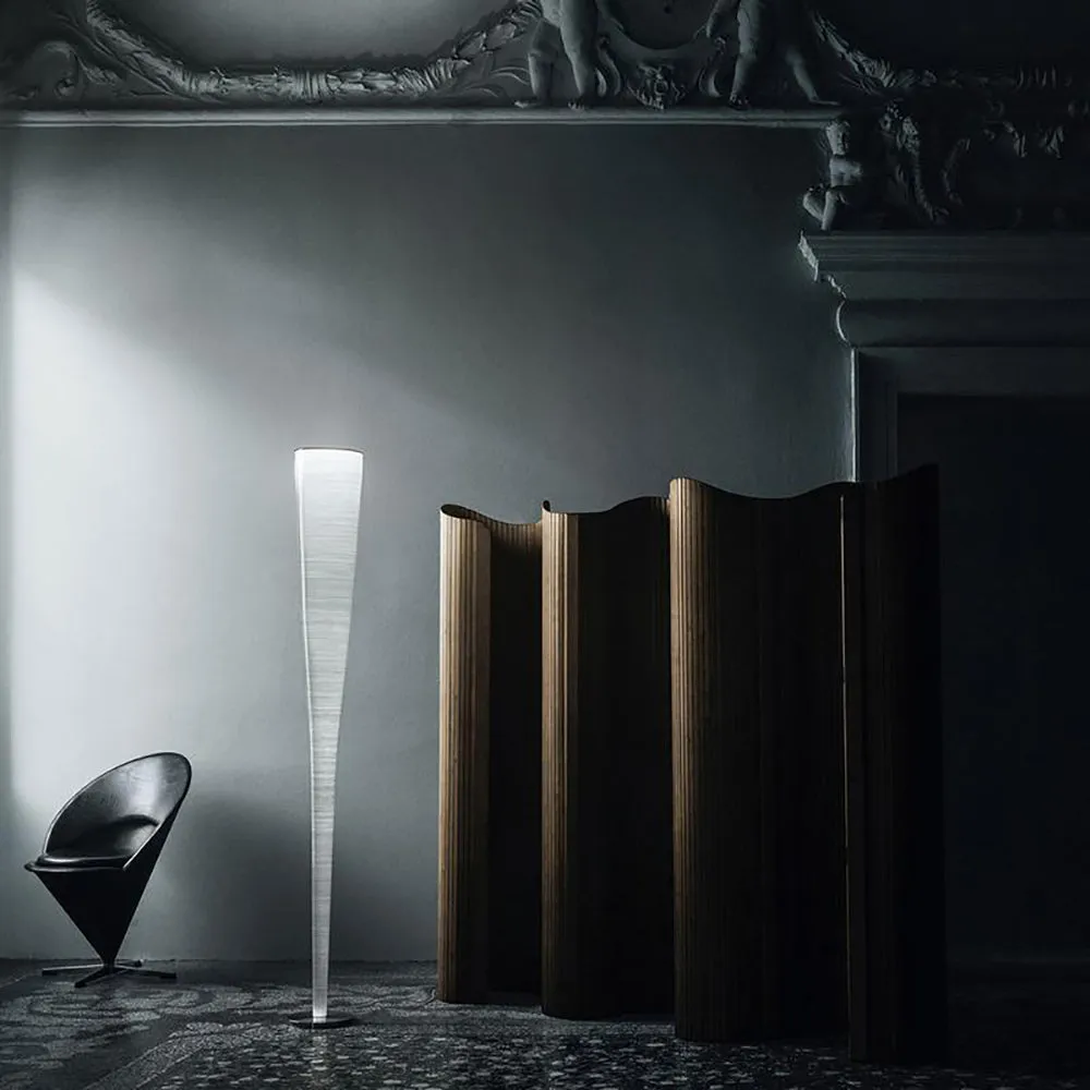 Mite Floor Lamp