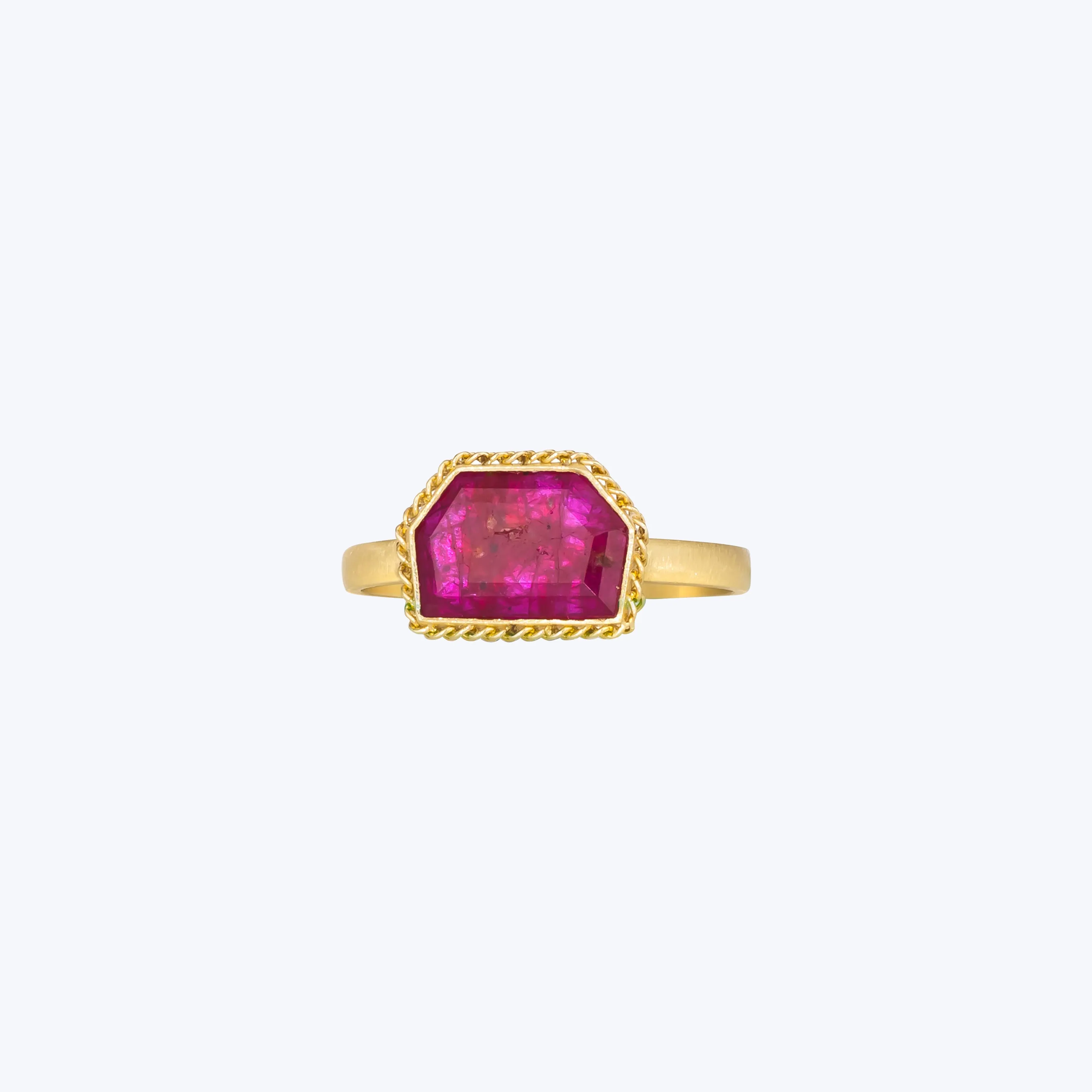 Mozambique Ruby 18k One-of-a-Kind Ring