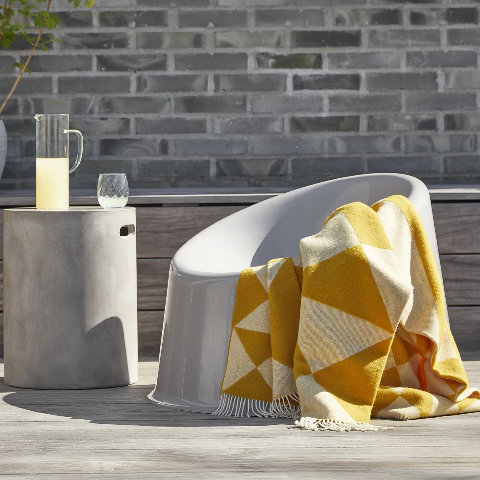 Panto Pop Lounge Chair