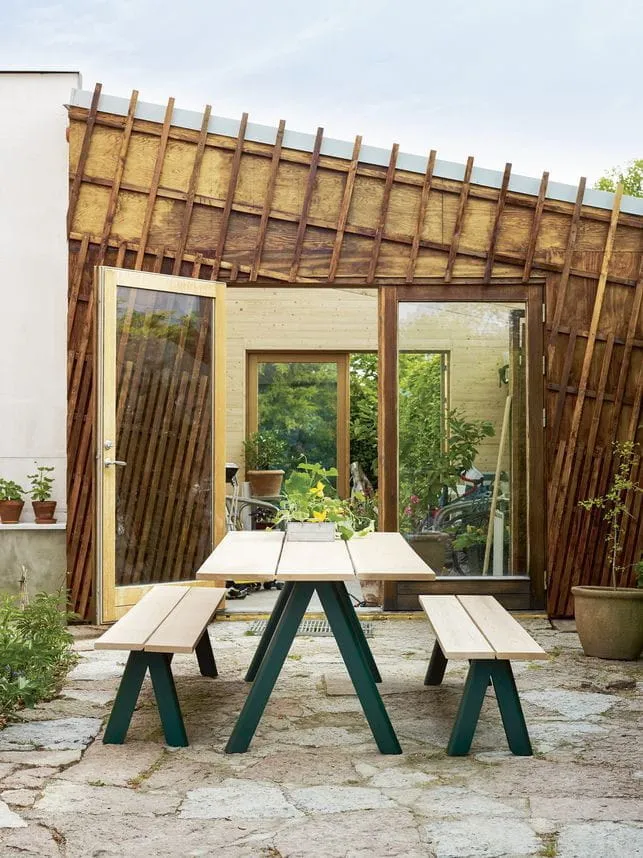 Skagerak Overlap Table, Hunter Green