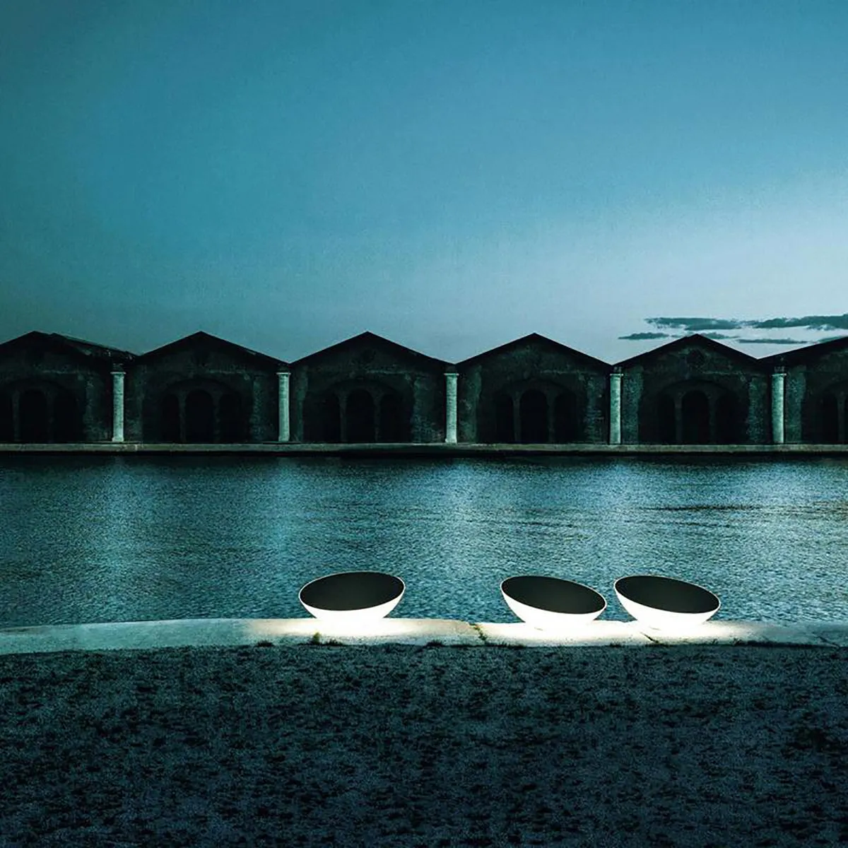 Solar Outdoor Floor Lamp
