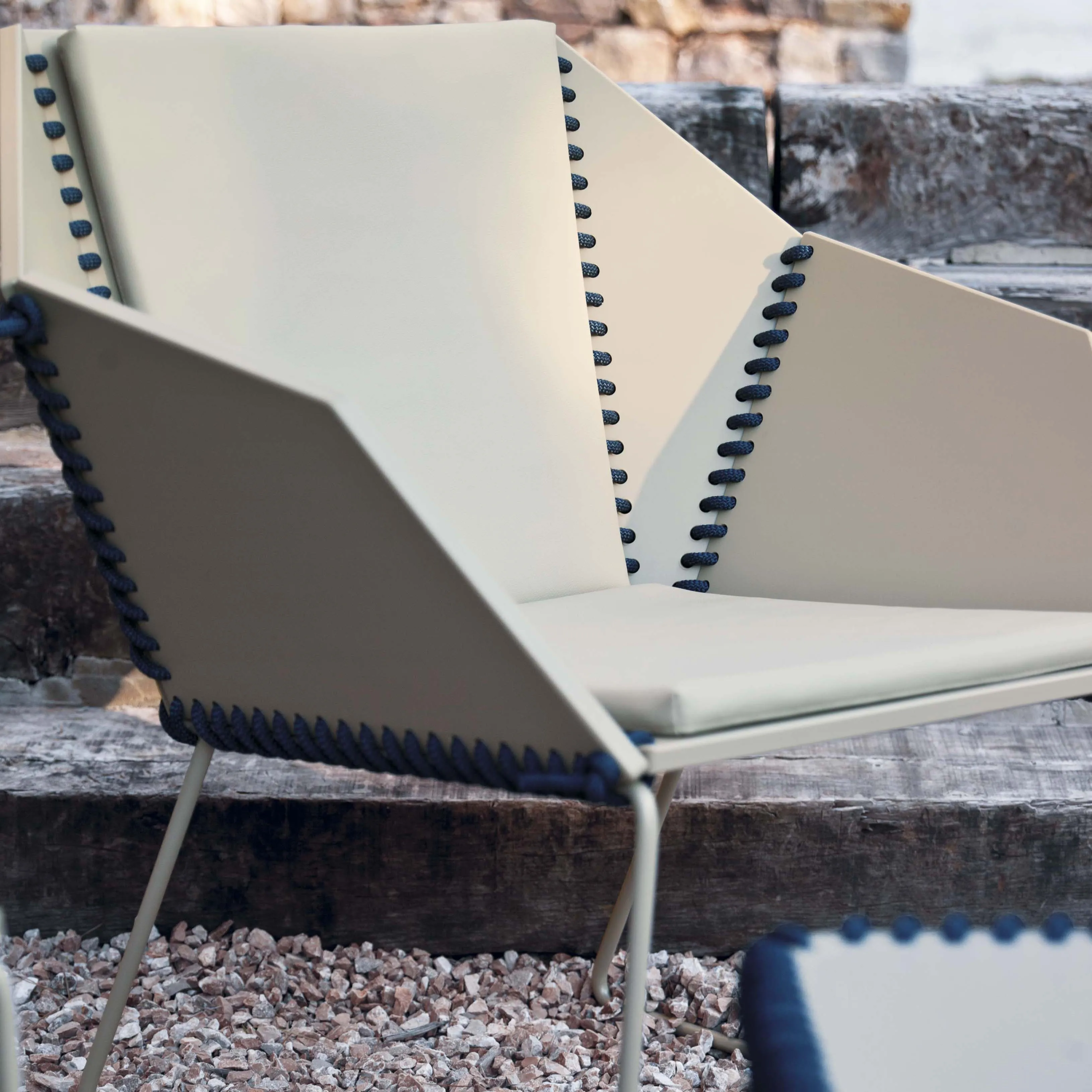 Textile Outdoor Lounge Chair