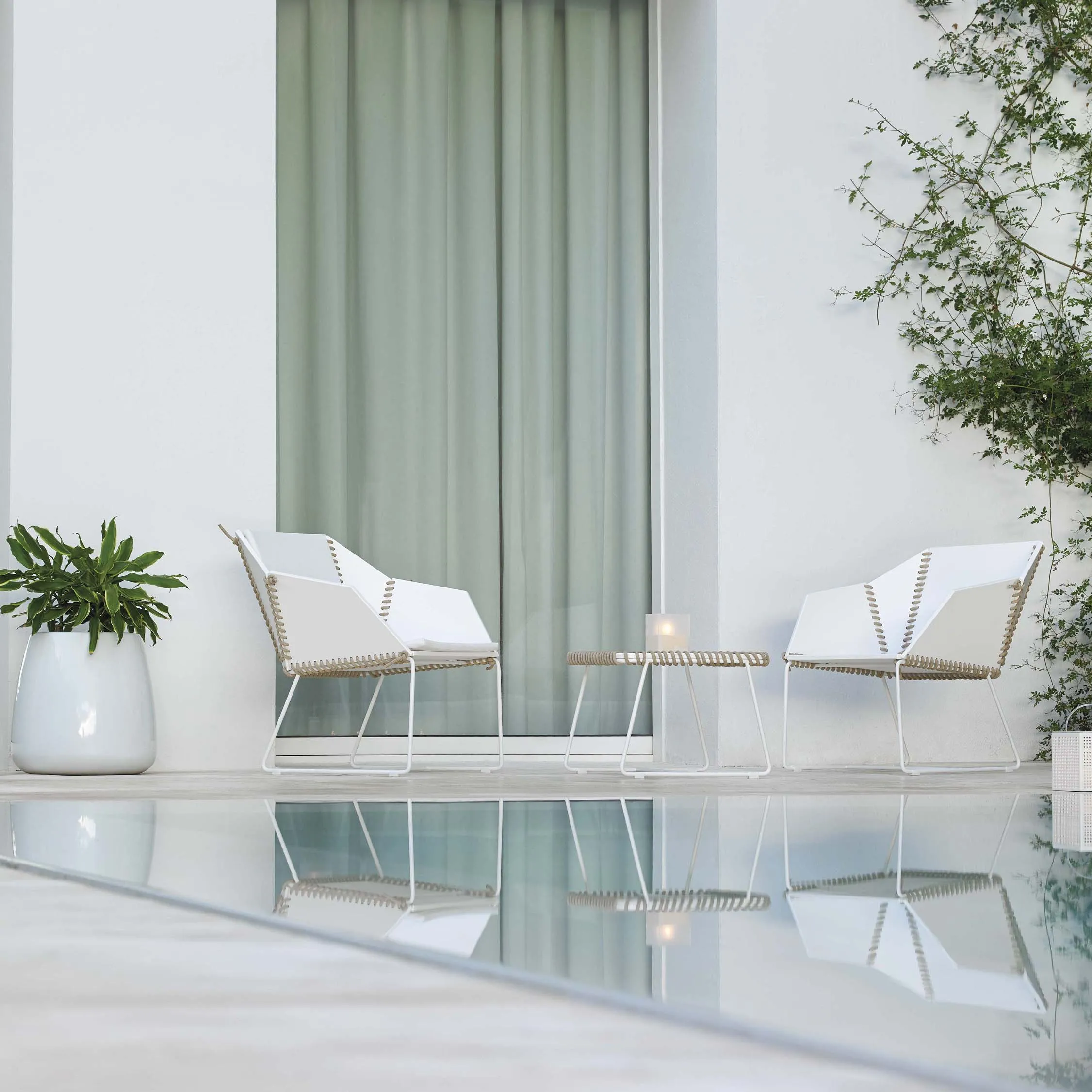 Textile Outdoor Lounge Chair