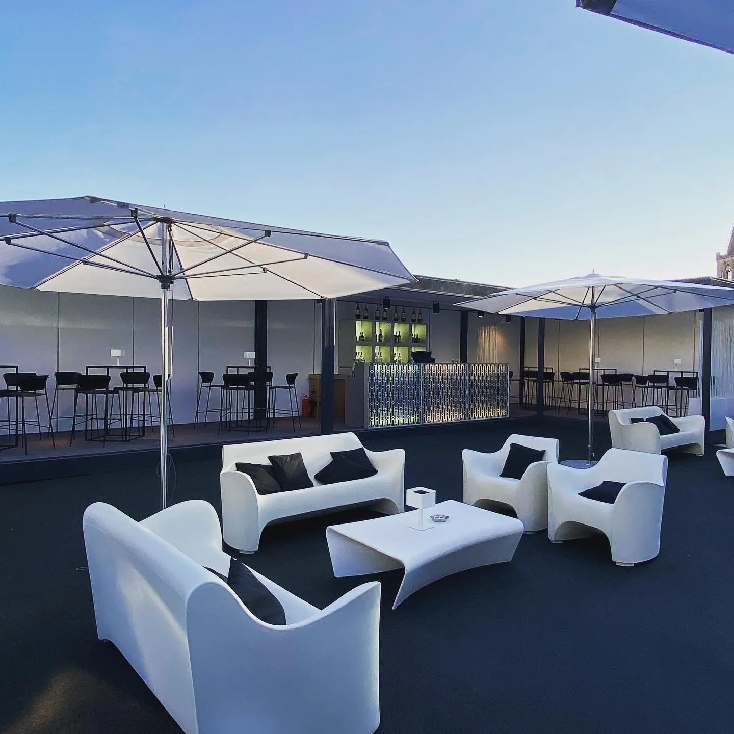 Tokyo Pop Lounge Chair