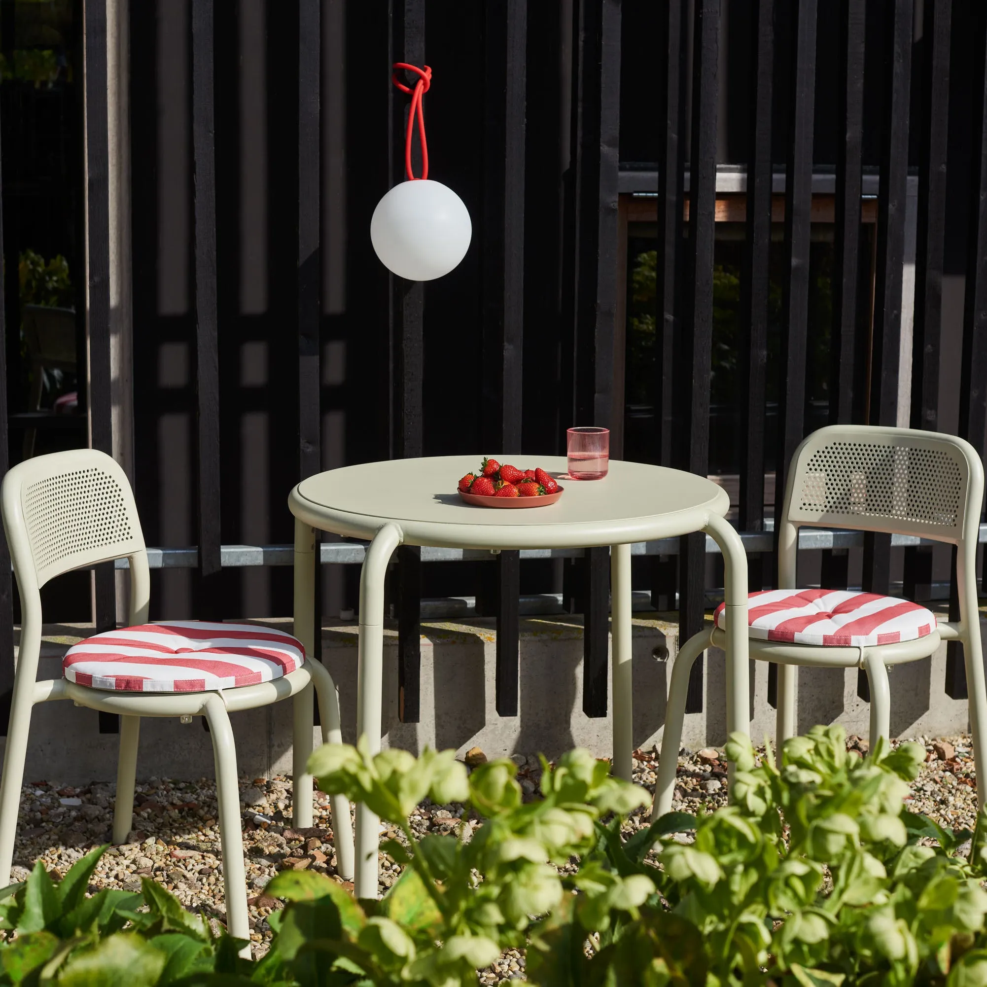 Ton Bistreau Table