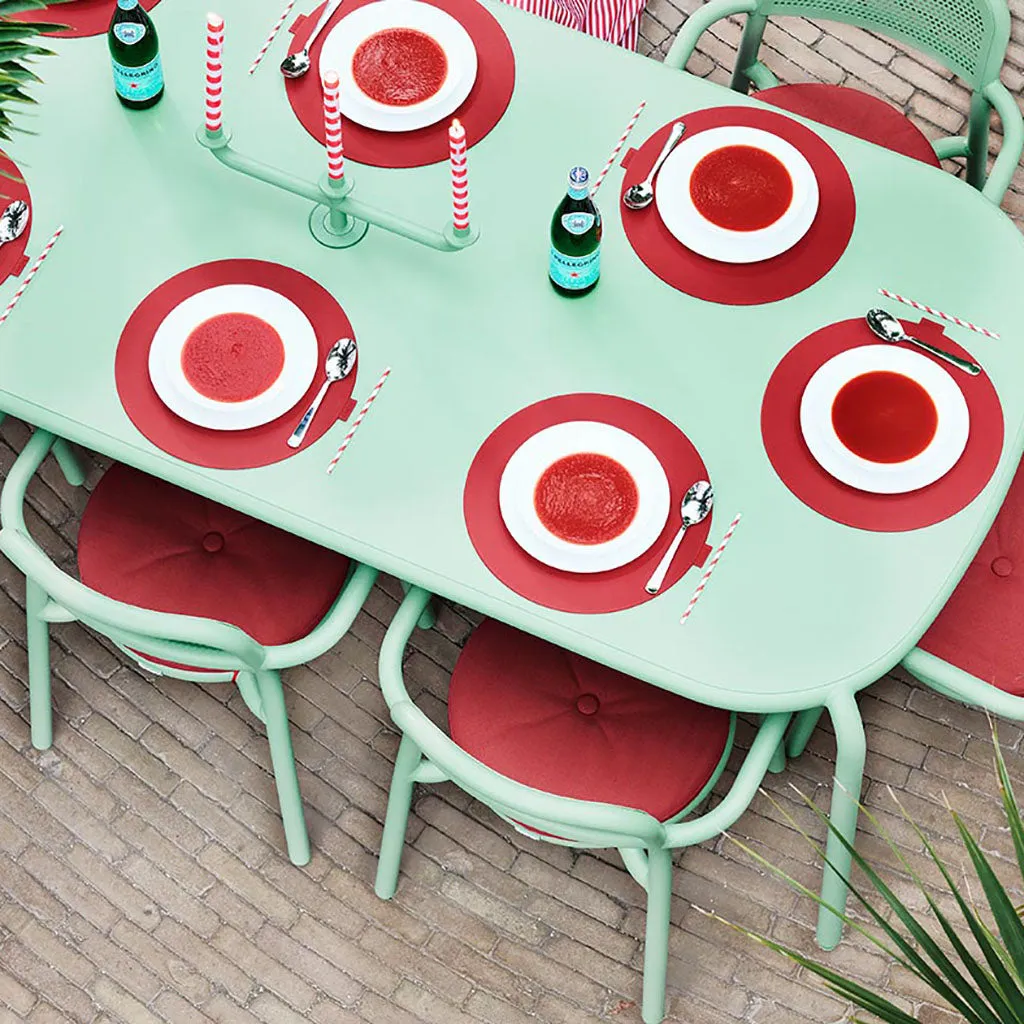 Ton Tablo Table