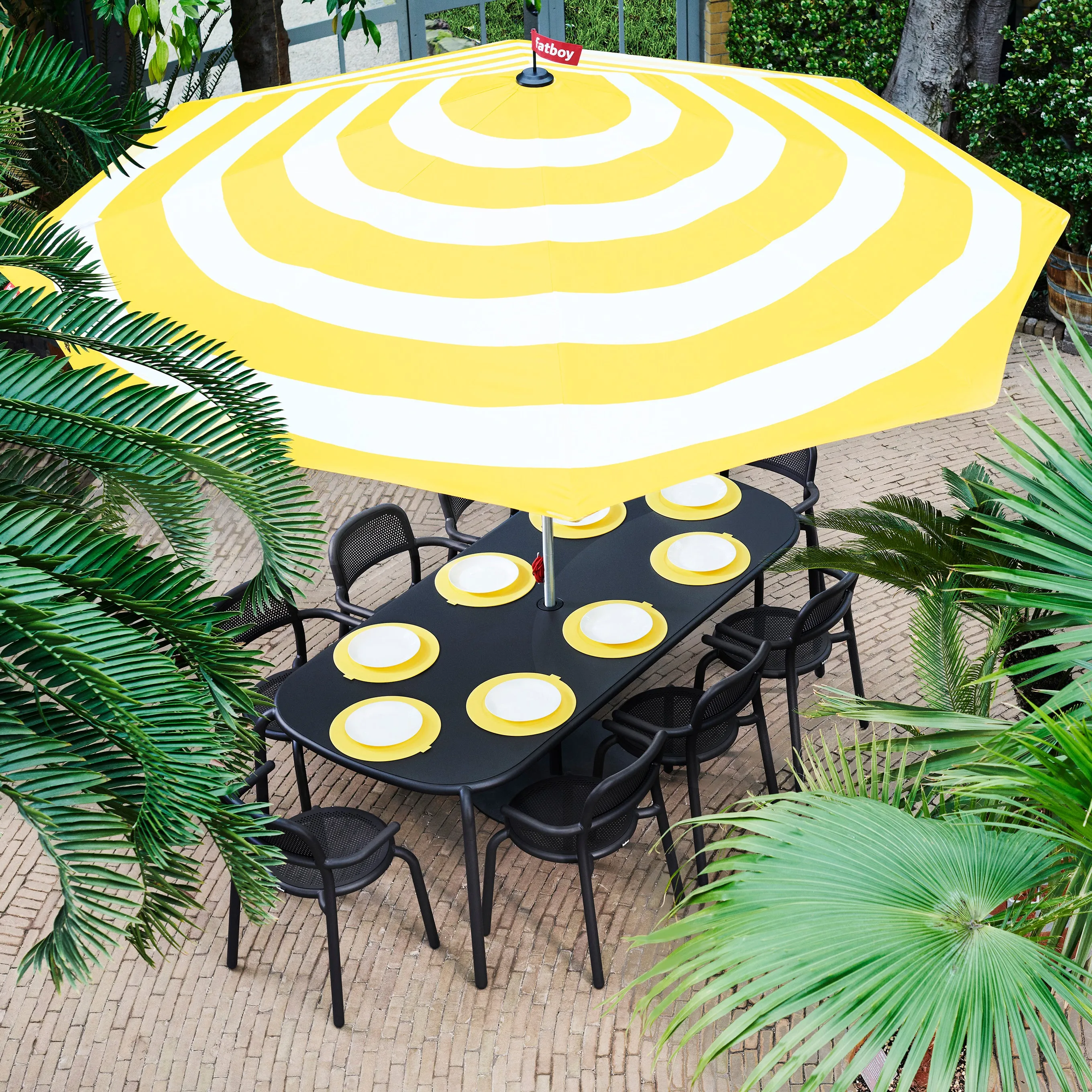 Ton Tablo Table