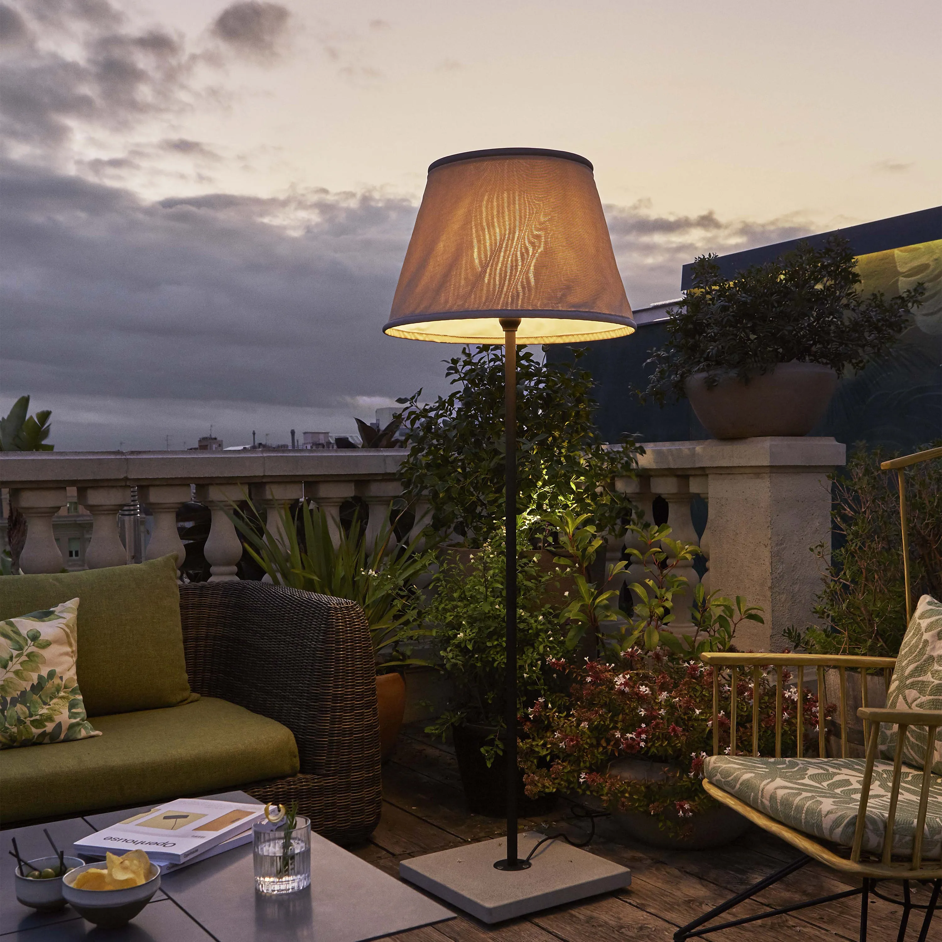TXL 2019 LED Outdoor Floor Lamp